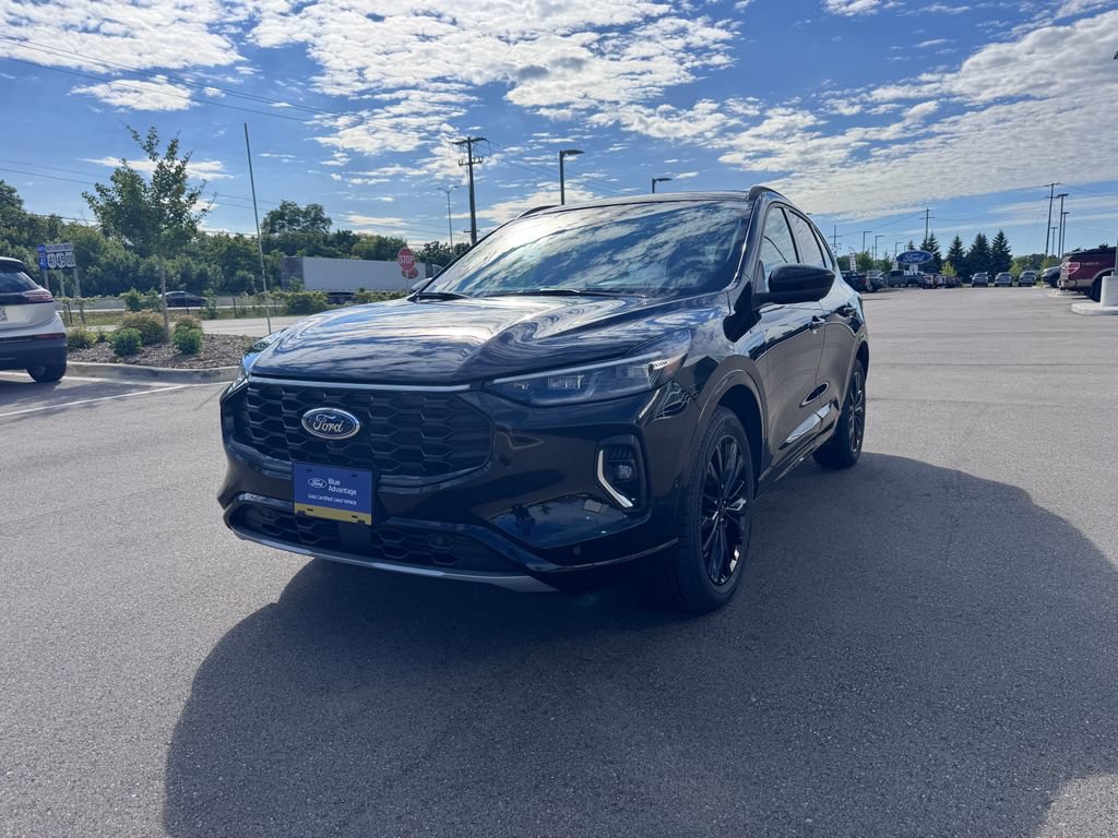 Certified 2023 Ford Escape ST-Line Elite w/ Premium Technology Package AWD/4WD image 5