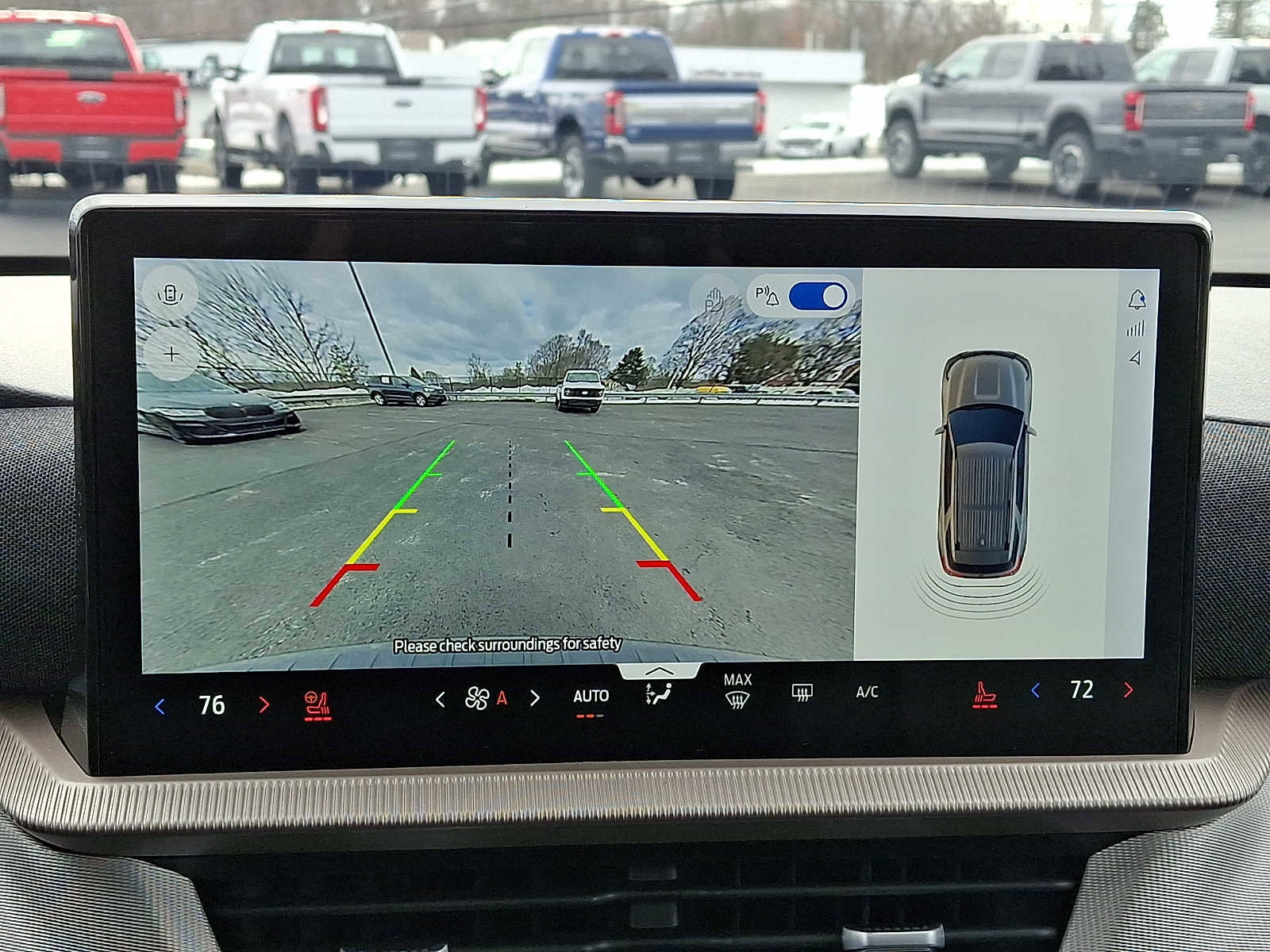 Certified 2025 Ford Explorer Active w/ Active Comfort Package image 21