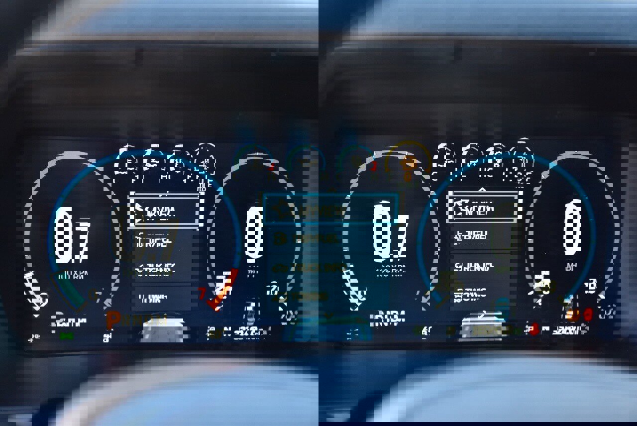 Certified 2023 Ford F150 Lariat w/ Equipment Group 502A High image 26