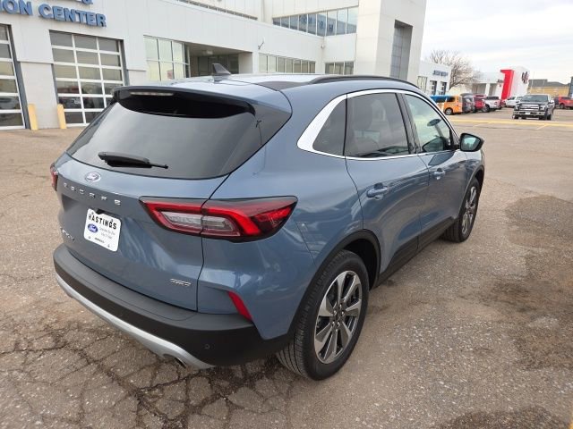 Certified 2025 Ford Escape Platinum image 3