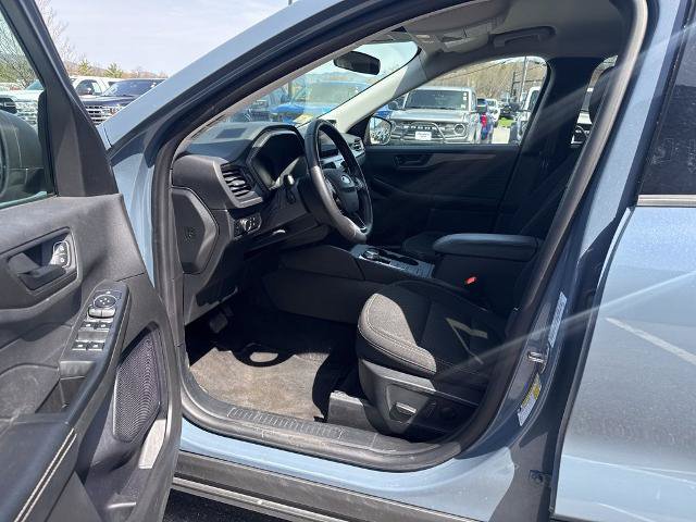 Certified 2024 Ford Escape Active AWD/4WD image 9