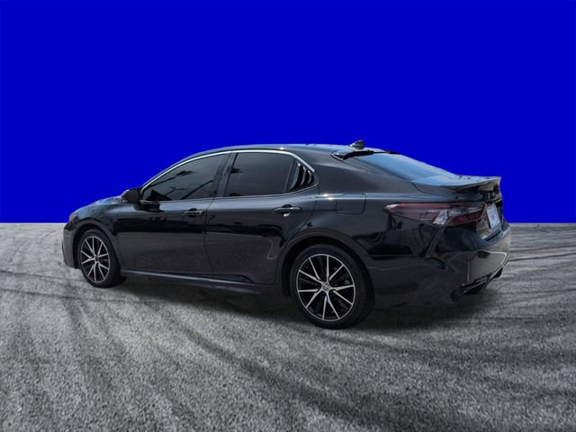 Used 2024 Toyota Camry SE w/ Convenience Package FWD image 6