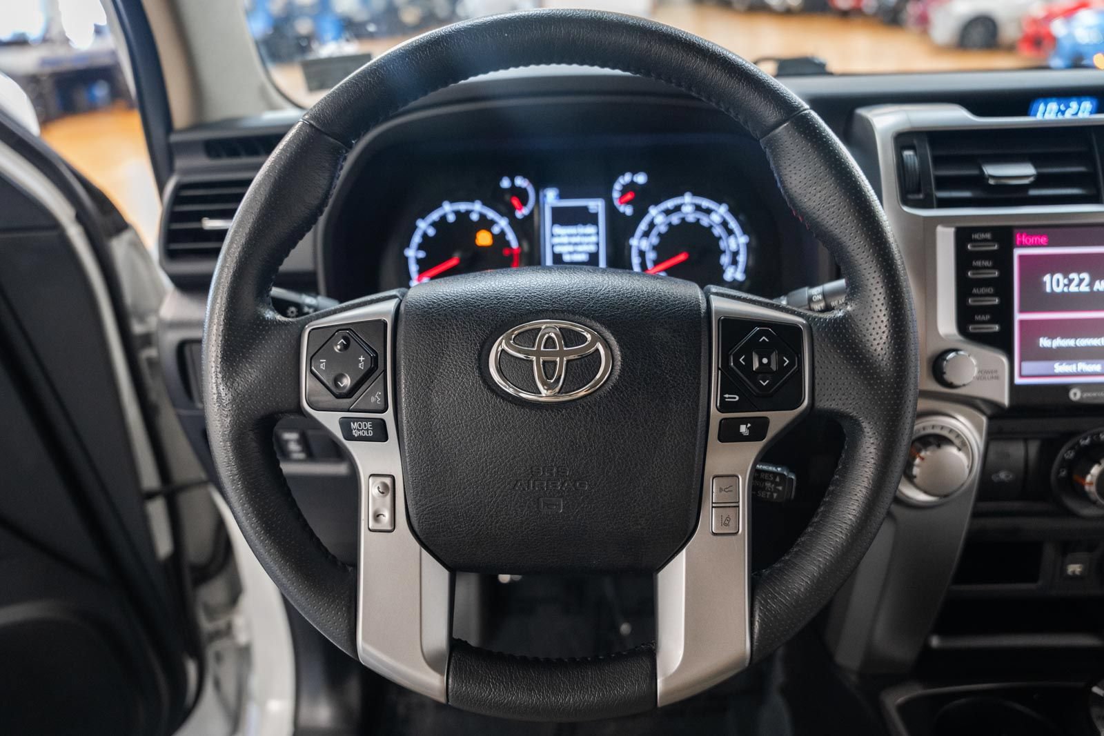 Used 2021 Toyota 4Runner SR5 AWD/4WD image 32