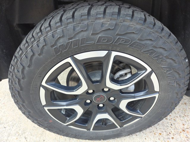 Used 2025 Jeep Compass Trailhawk AWD/4WD image 15