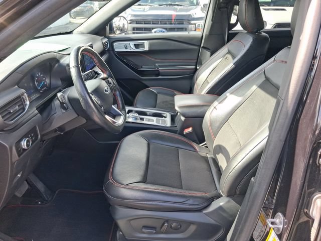 Certified 2023 Ford Explorer ST-Line w/ Class IV Trailer Tow Package RWD image 12