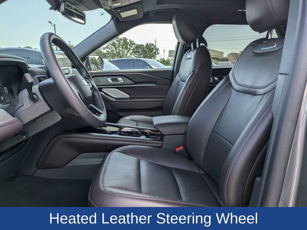 Certified 2026 Ford Explorer Platinum RWD image 14