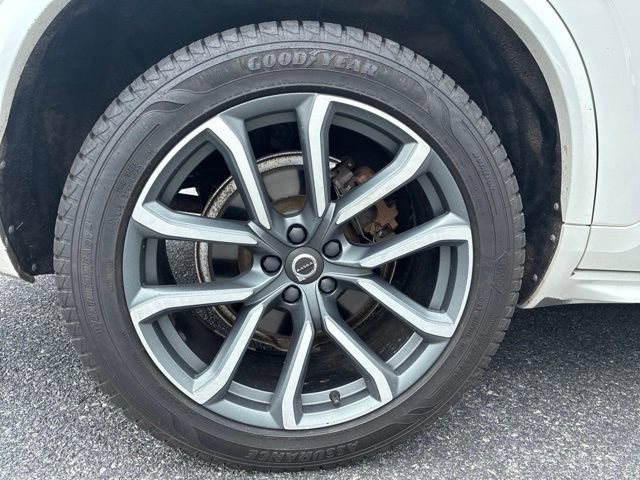 Used 2018 Volvo XC90 T5 Momentum w/ Convenience Package AWD/4WD image 13