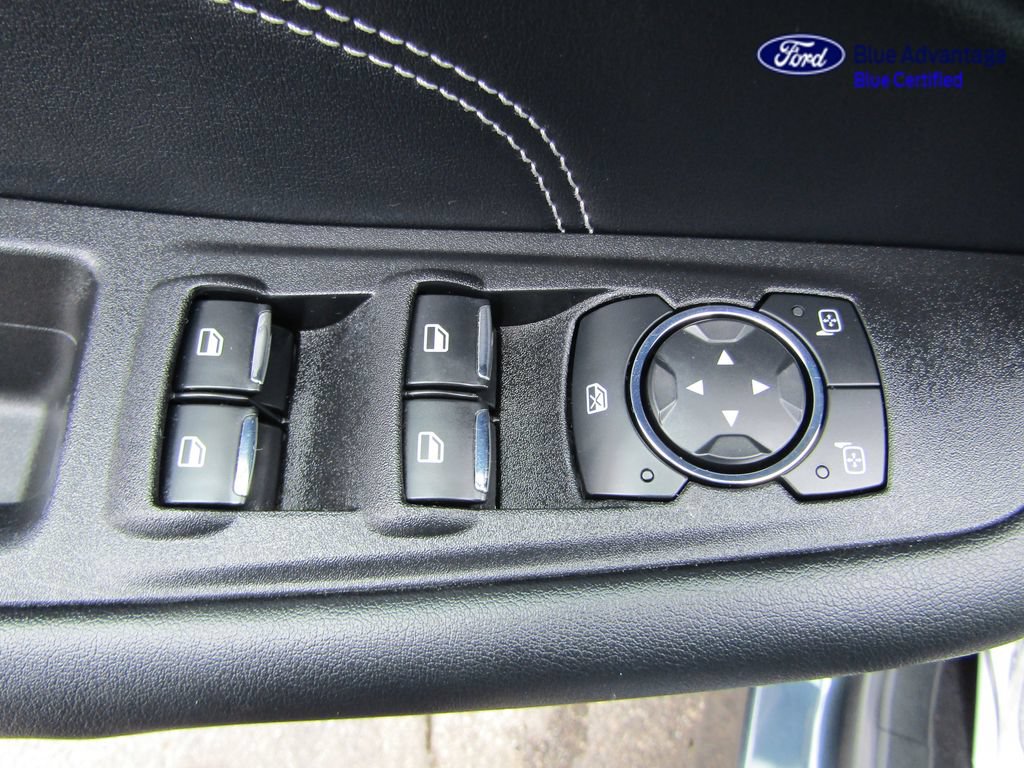 Certified 2023 Ford Edge Titanium w/ Equipment Group 301A AWD/4WD image 31