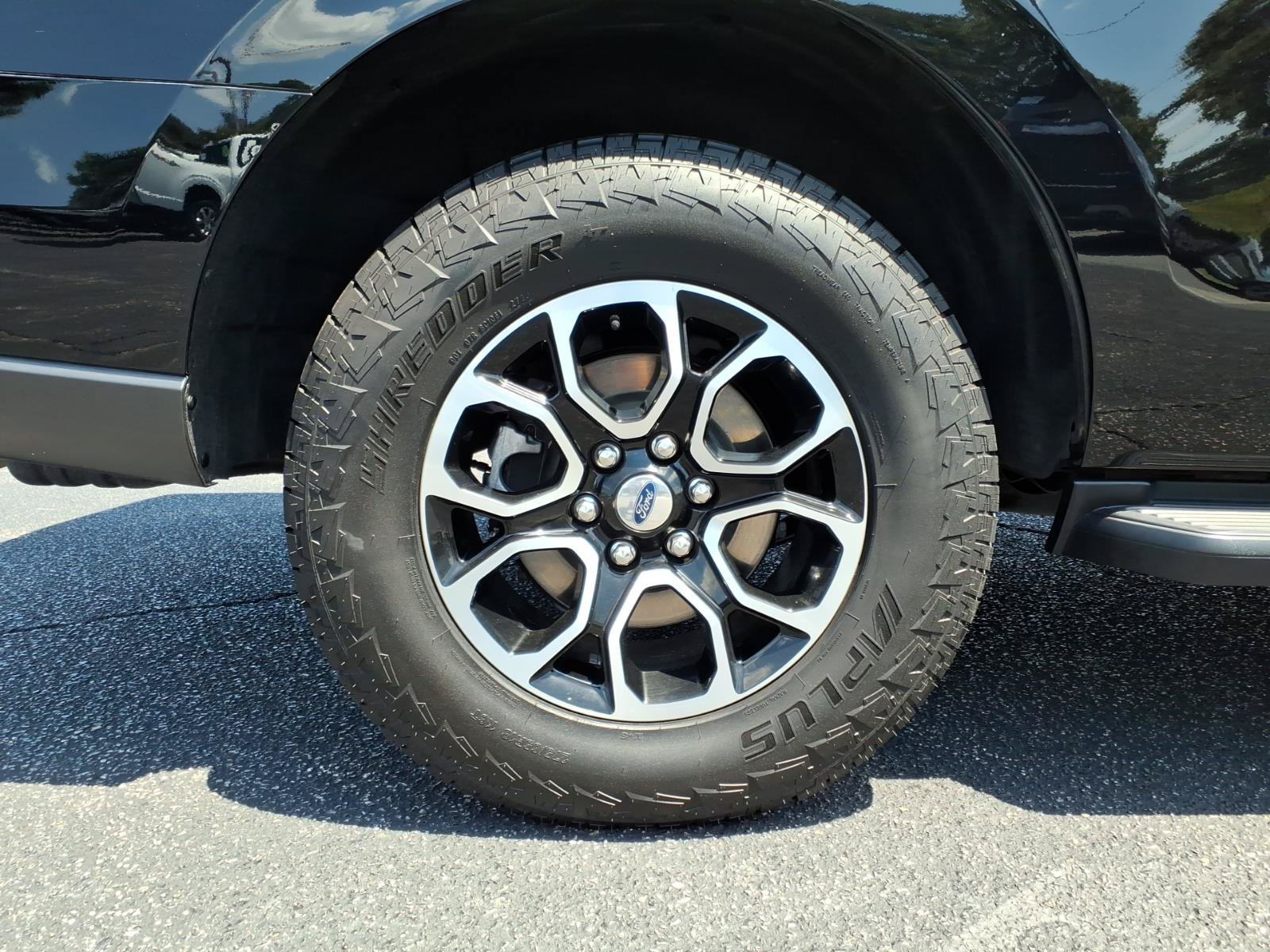 Certified 2022 Ford Expedition XLT AWD/4WD image 10