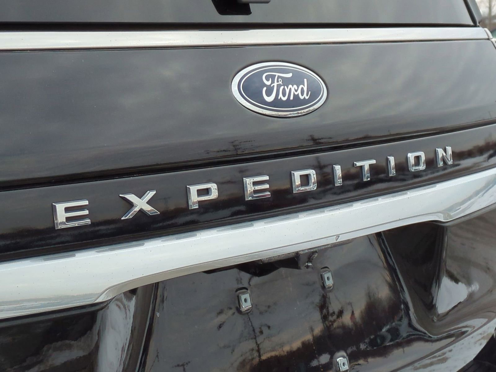 Certified 2023 Ford Expedition Max Platinum image 15