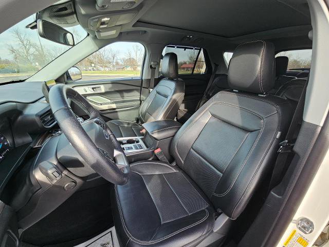 Certified 2022 Ford Explorer Limited w/ Limited Technology Package image 12