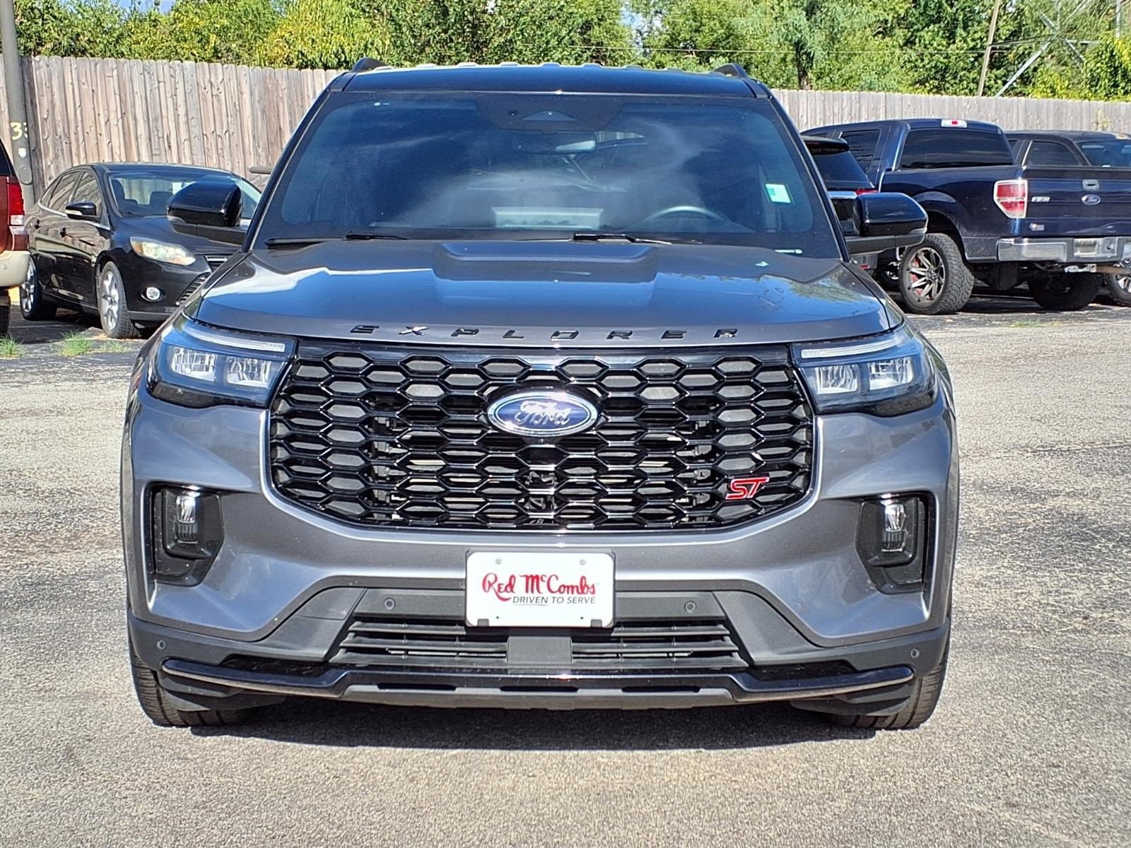 Certified 2025 Ford Explorer ST AWD/4WD image 2
