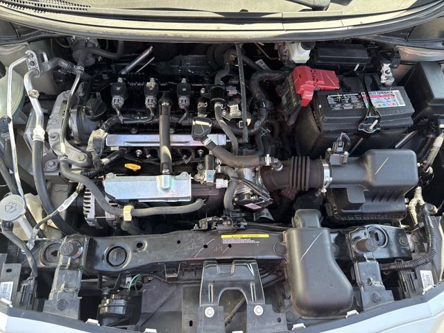 Used 2024 Nissan Versa SR FWD image 17