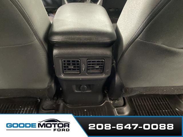 Used 2022 Toyota RAV4 LE AWD/4WD image 18