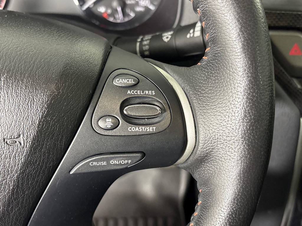 Used 2020 Nissan Pathfinder SL image 18