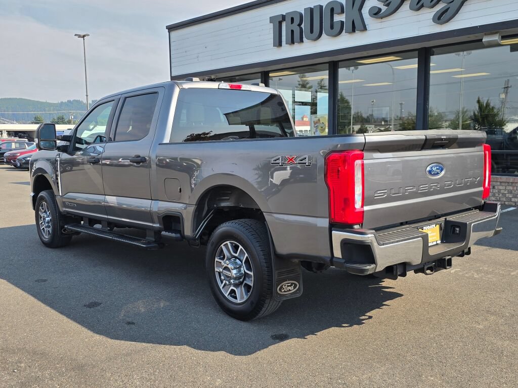 Certified 2025 Ford F350 XLT AWD/4WD image 8