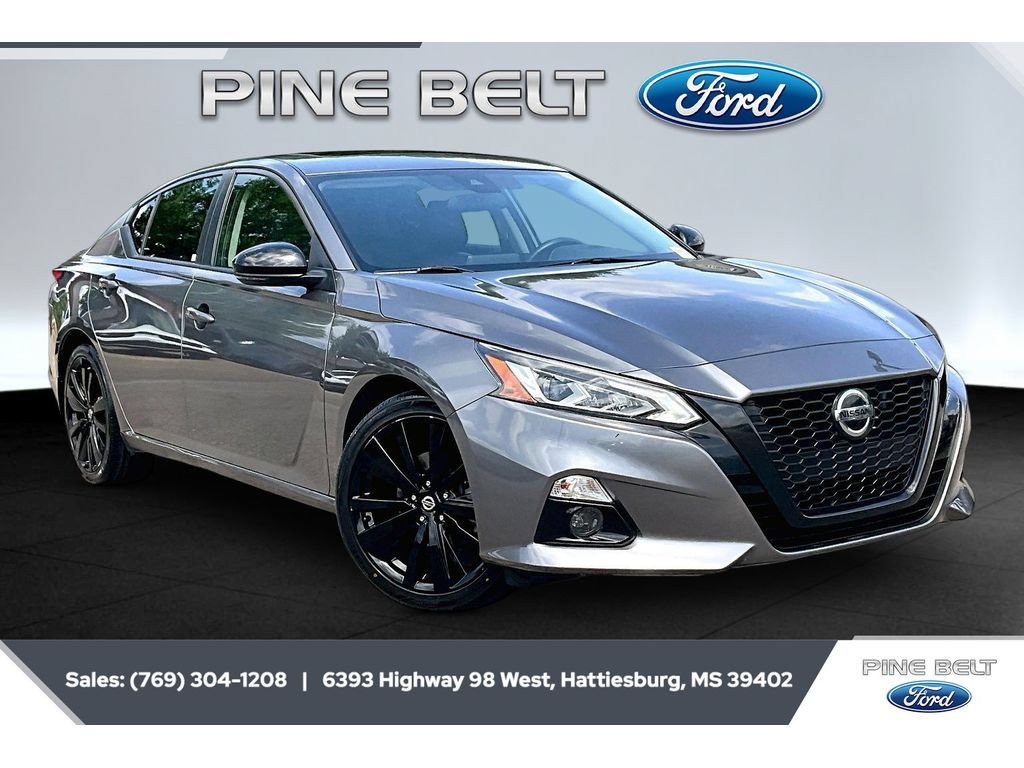 Used 2022 Nissan Altima 2.5 SR w/ Midnight Edition Package FWD image 1