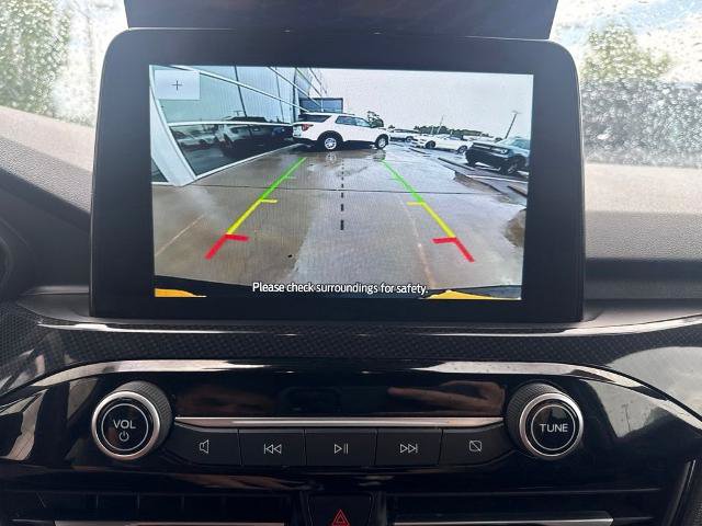 Certified 2025 Ford Escape ST-Line Select AWD/4WD image 23