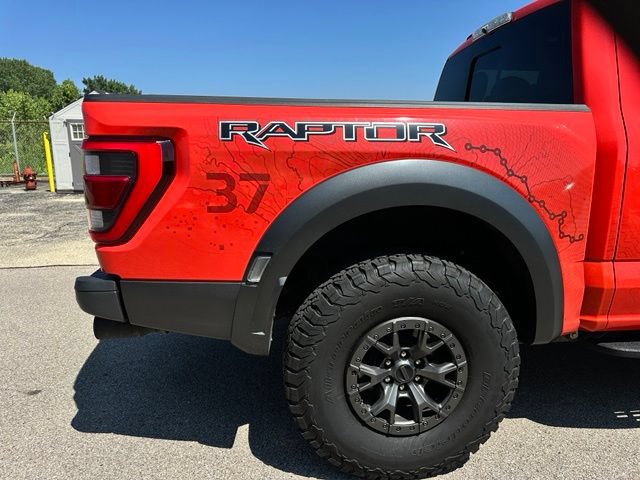 Certified 2022 Ford F150 Raptor w/ Raptor 37 Performance Package AWD/4WD image 7