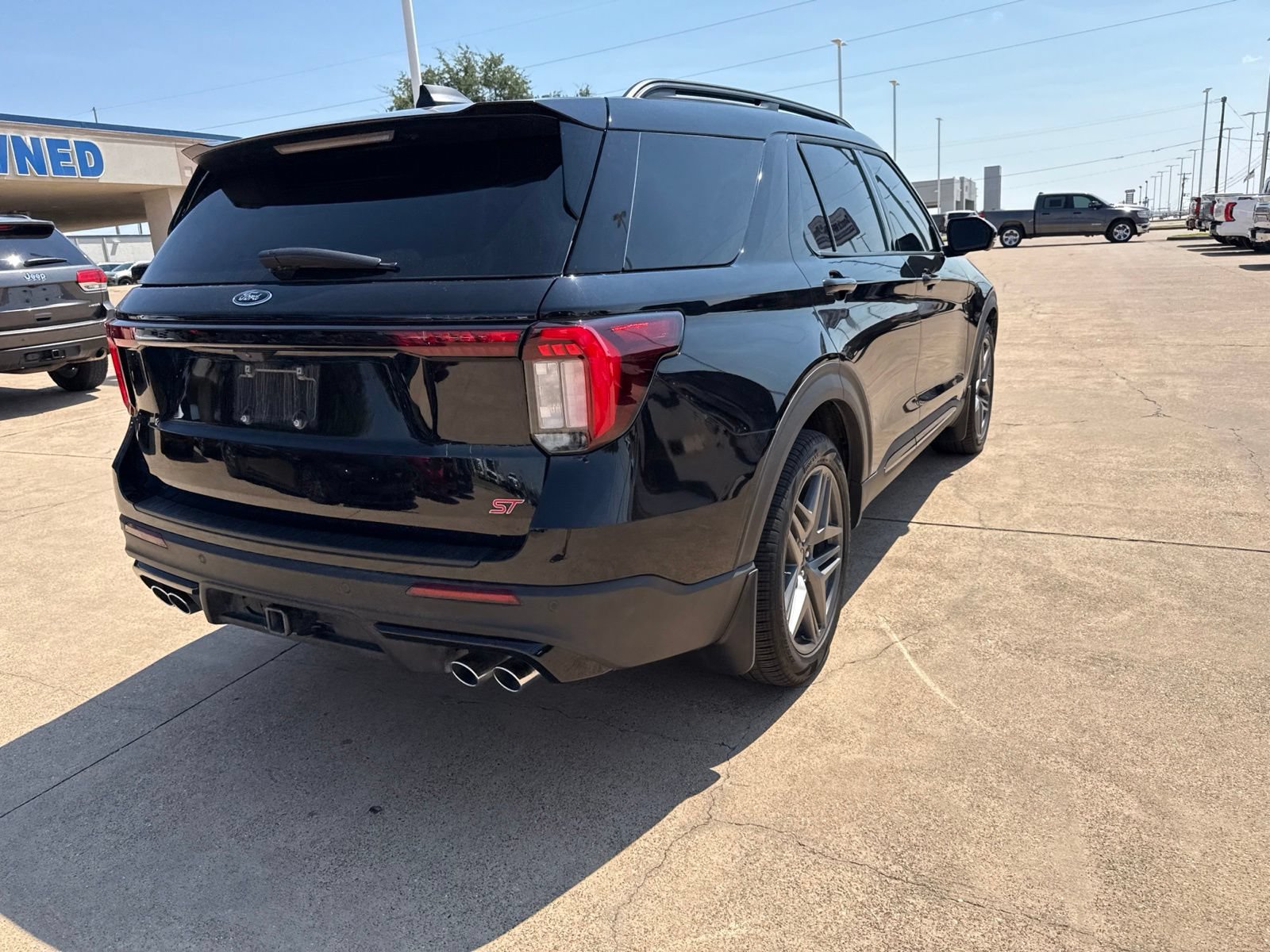 Certified 2026 Ford Explorer ST w/ Sun And Sound Package AWD/4WD image 7