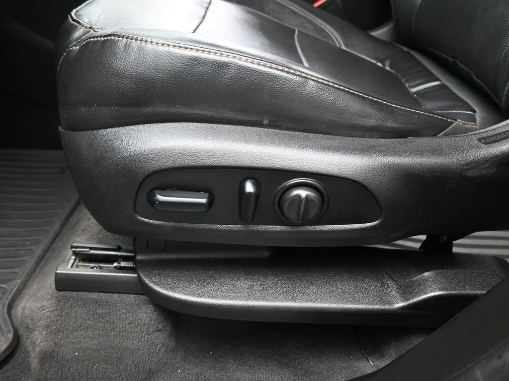 Used 2018 Chevrolet Traverse Premier image 40