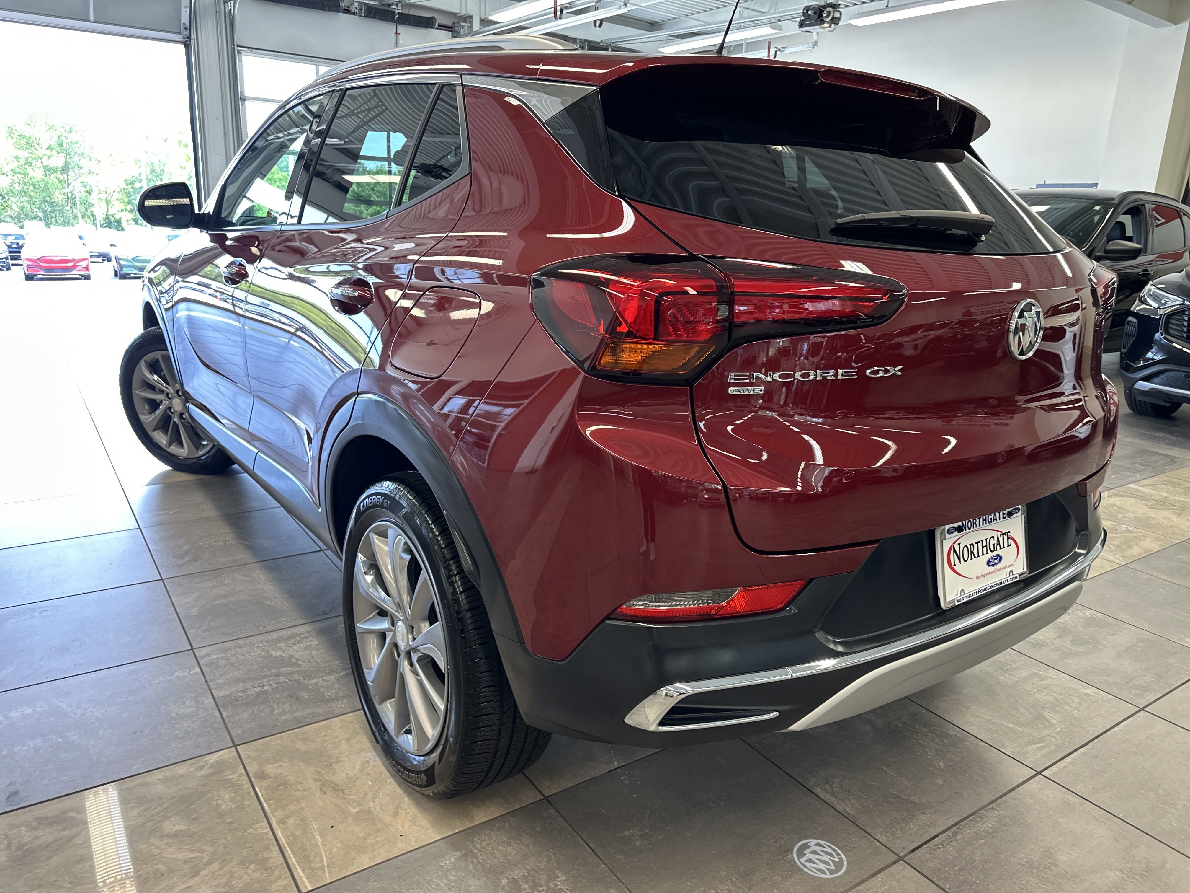 Used 2023 Buick Encore GX Essence w/ Experience Buick Package image 3