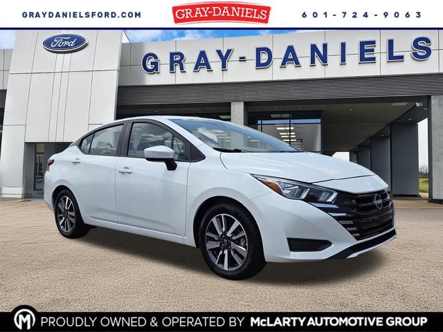 Used 2023 Nissan Versa SV FWD 360° Tour