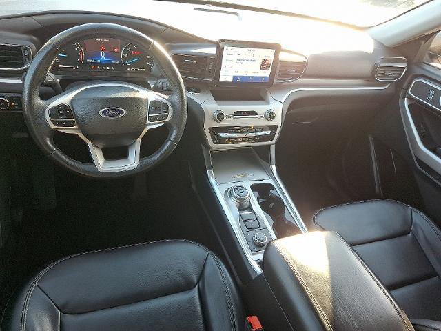 Certified 2023 Ford Explorer XLT w/ Equipment Group 202A image 11