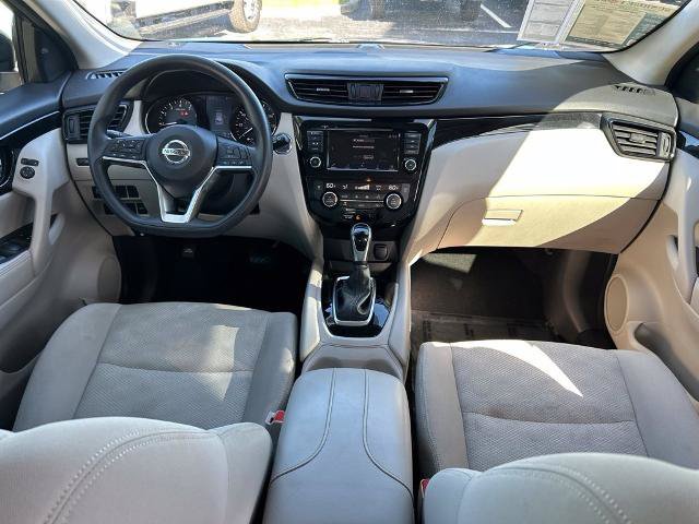 Used 2019 Nissan Rogue Sport SV FWD image 11