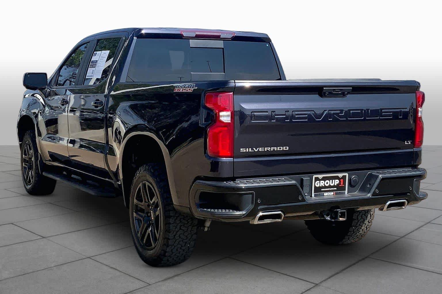 Used 2022 Chevrolet Silverado 1500 LT Trail Boss w/ Convenience Package II AWD/4WD image 12