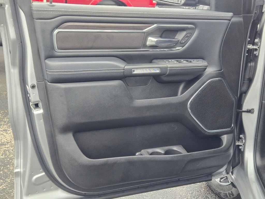 Used 2025 RAM 1500 Laramie w/ Bed Utility Group image 20