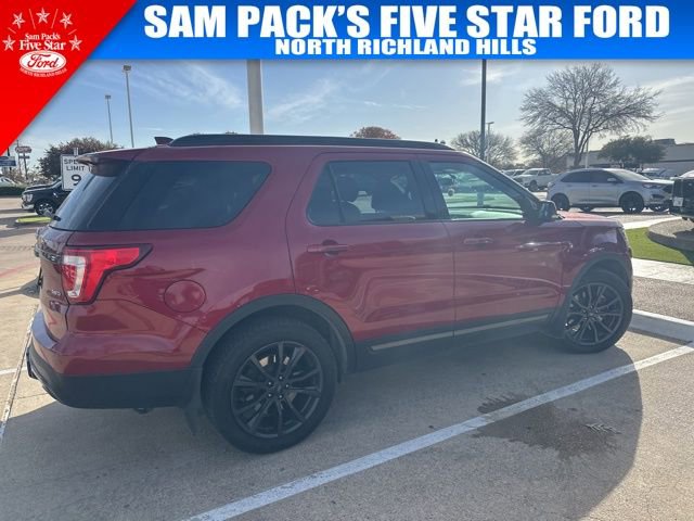 Certified 2017 Ford Explorer XLT w/ Equipment Group 202A image 3