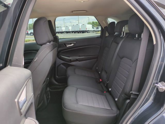 Certified 2022 Ford Edge SE image 14