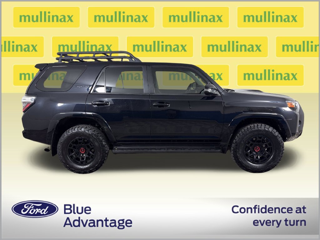 Used 2021 Toyota 4Runner SR5 AWD/4WD image 2