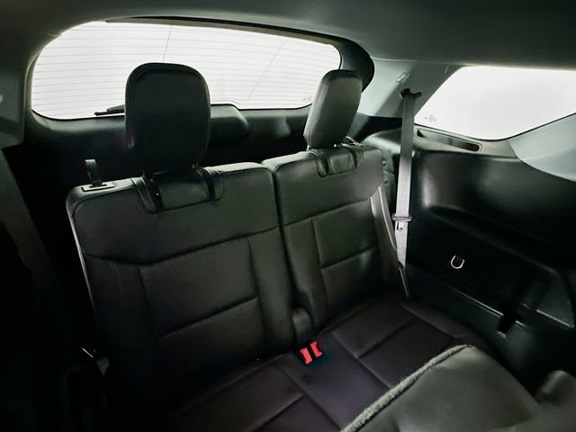 Certified 2023 Ford Explorer XLT w/ Equipment Group 202A image 33