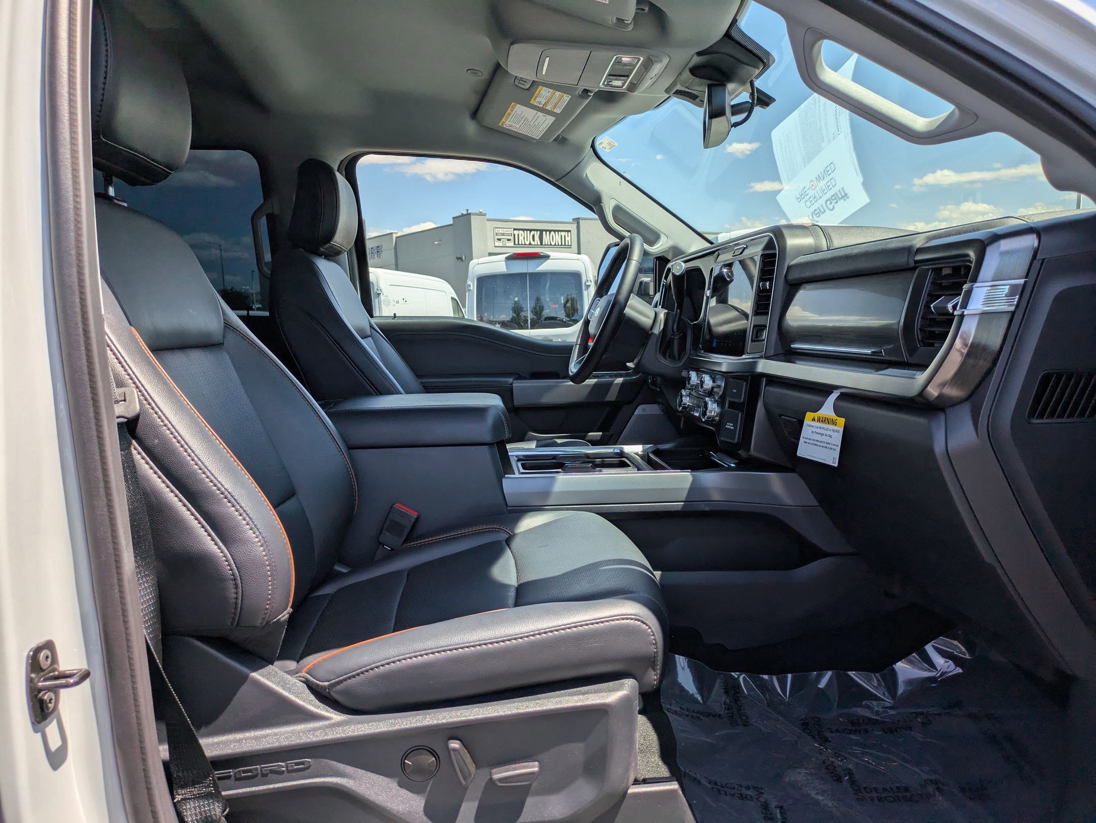 Certified 2025 Ford F250 Lariat AWD/4WD image 33