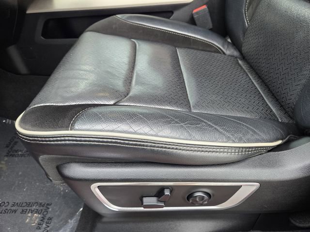 Used 2019 RAM 1500 Laramie w/ Sport Appearance Package RWD image 23