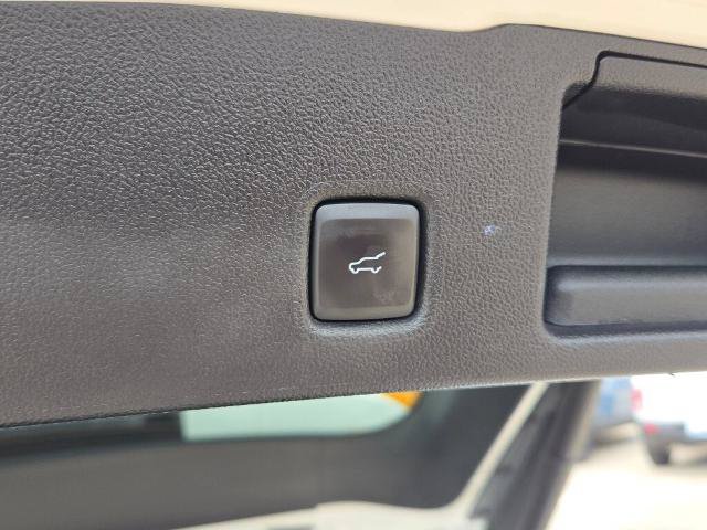 Certified 2024 Ford Escape Platinum AWD/4WD image 16