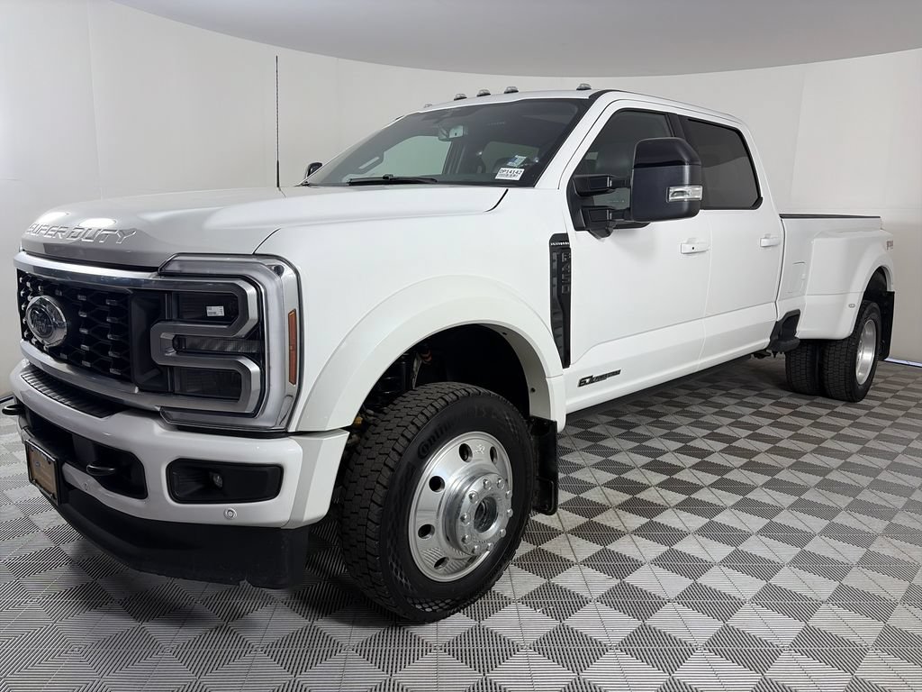 Certified 2026 Ford F450 Platinum w/ FX4 Off-Road Package AWD/4WD video 3