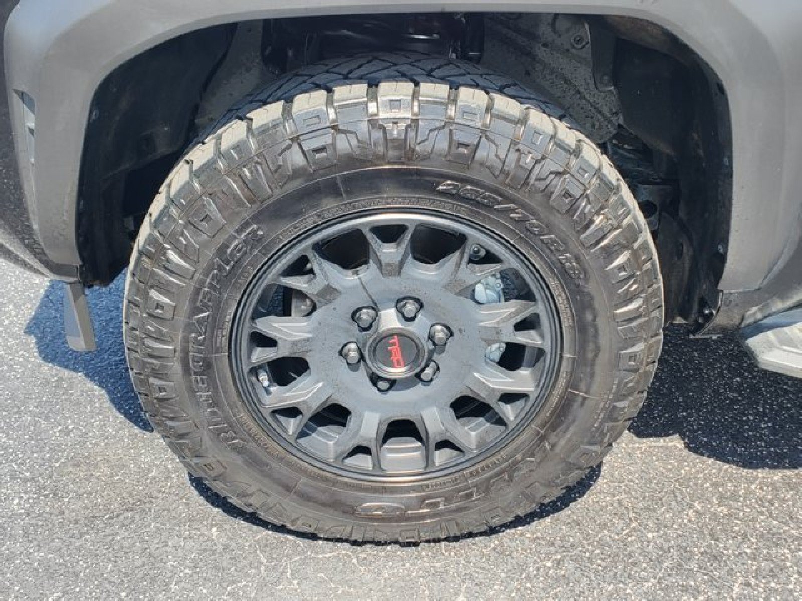 Used 2025 Toyota 4Runner TRD Off-Road Premium AWD/4WD image 4