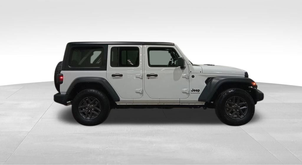 Used 2024 Jeep Wrangler Sport S image 2