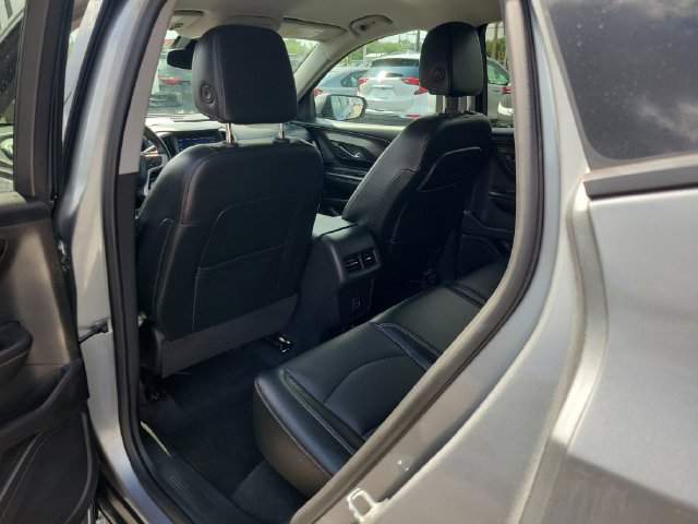 Used 2023 GMC Terrain SLT AWD/4WD image 10