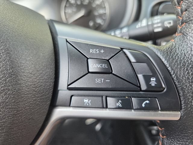 Used 2023 Nissan Kicks SR w/ SR Premium Package FWD image 27