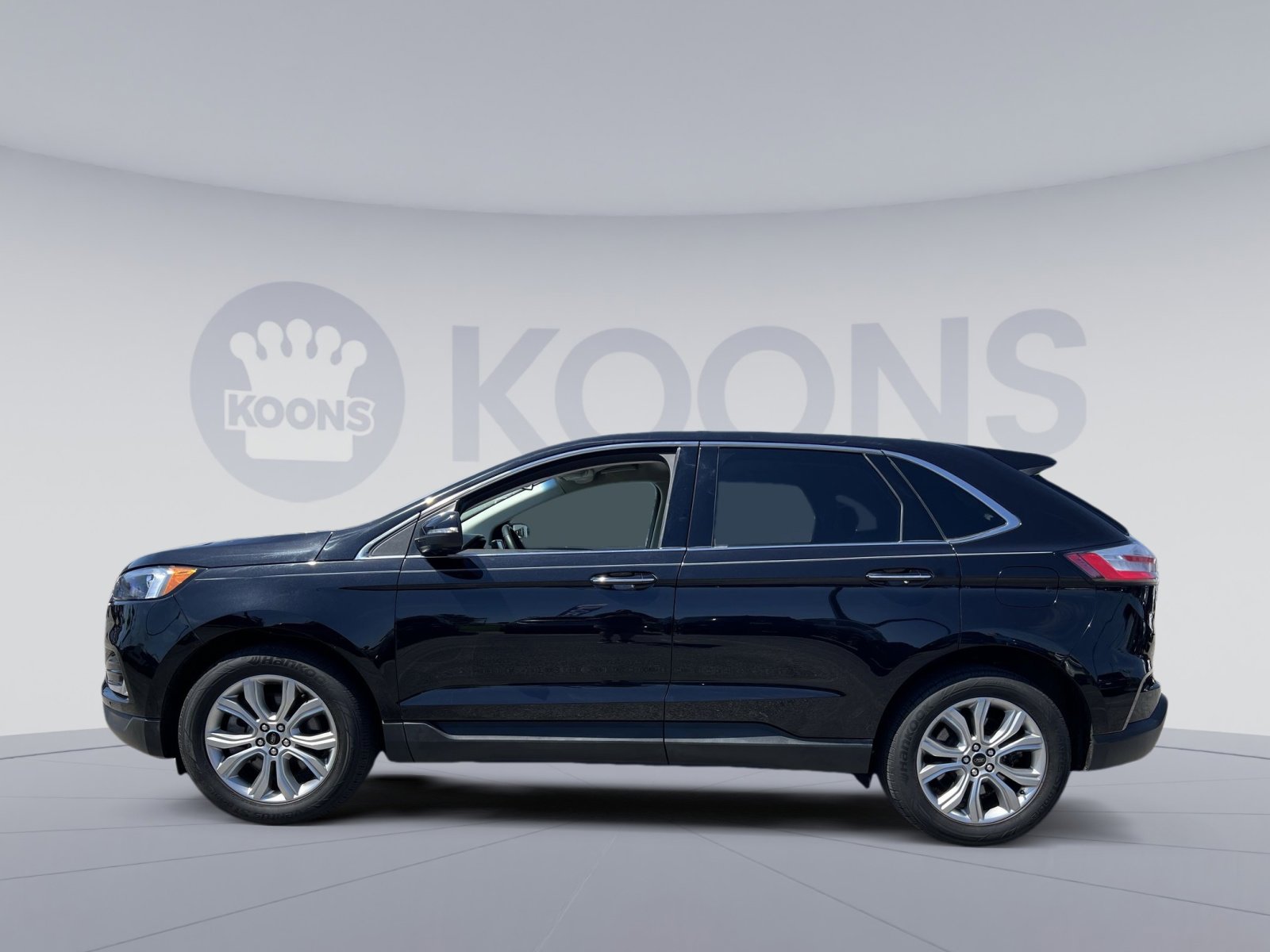 Certified 2023 Ford Edge Titanium w/ Cargo Accessory Package AWD/4WD image 13
