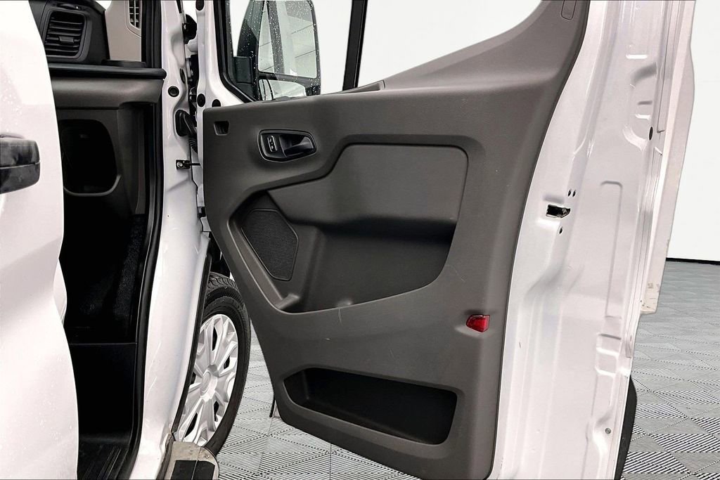 Certified 2024 Ford Transit 250 Low Roof w/ Exterior Upgrade Package image 22