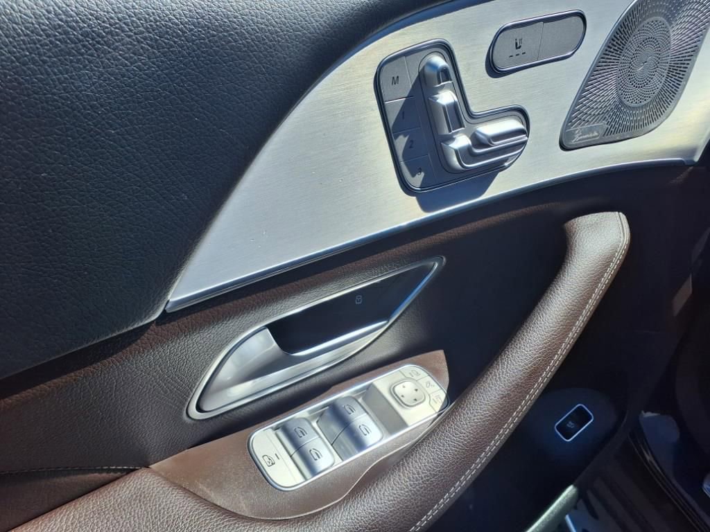 Used 2022 Mercedes-Benz GLE 350 4MATIC image 12
