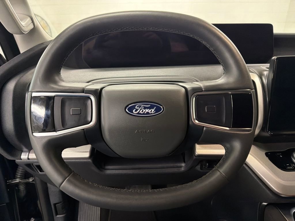 Certified 2025 Ford Expedition Active image 18