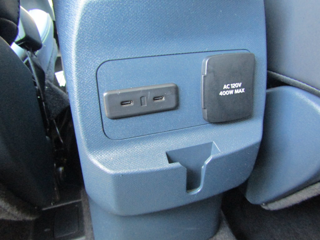 Certified 2025 Ford Maverick Lobo AWD/4WD image 21