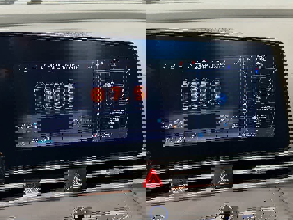 Used 2023 Hyundai Elantra SEL w/ Convenience Package image 15