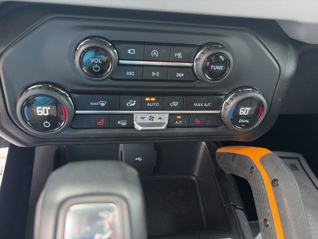 Certified 2023 Ford Bronco Badlands w/ Sasquatch Package AWD/4WD image 20